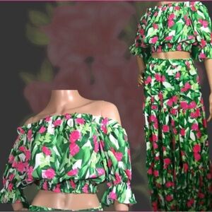 Flying Tomato Floral Set